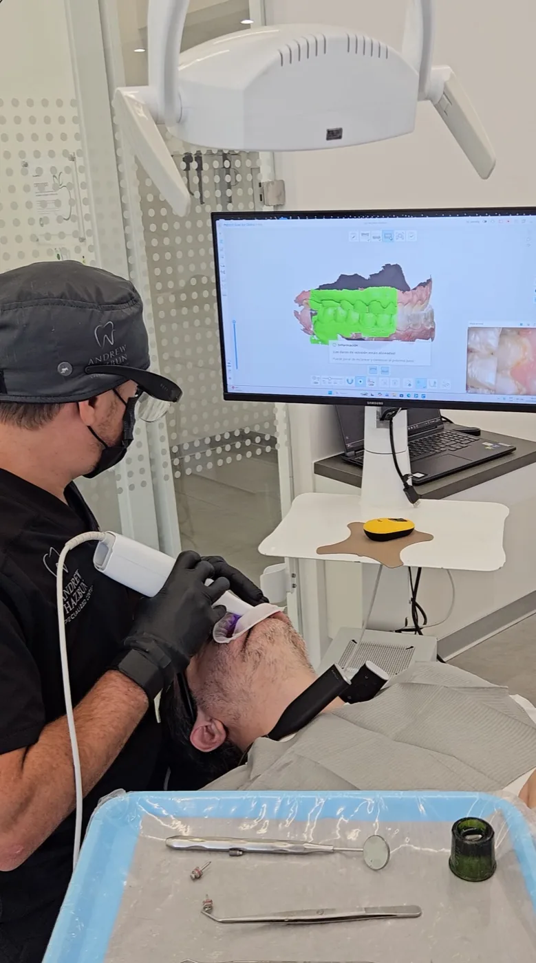 Escaneo digital 3D en paciente